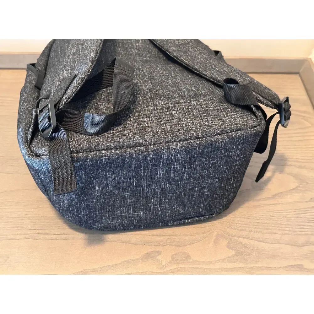 Everlane Commuter Backpack dark heather gray/ black,‎ 15